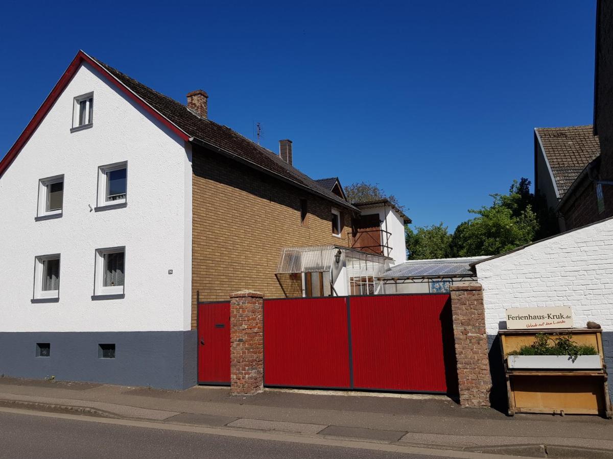 Ferienhaus Kruk Hergarten Bagian luar foto